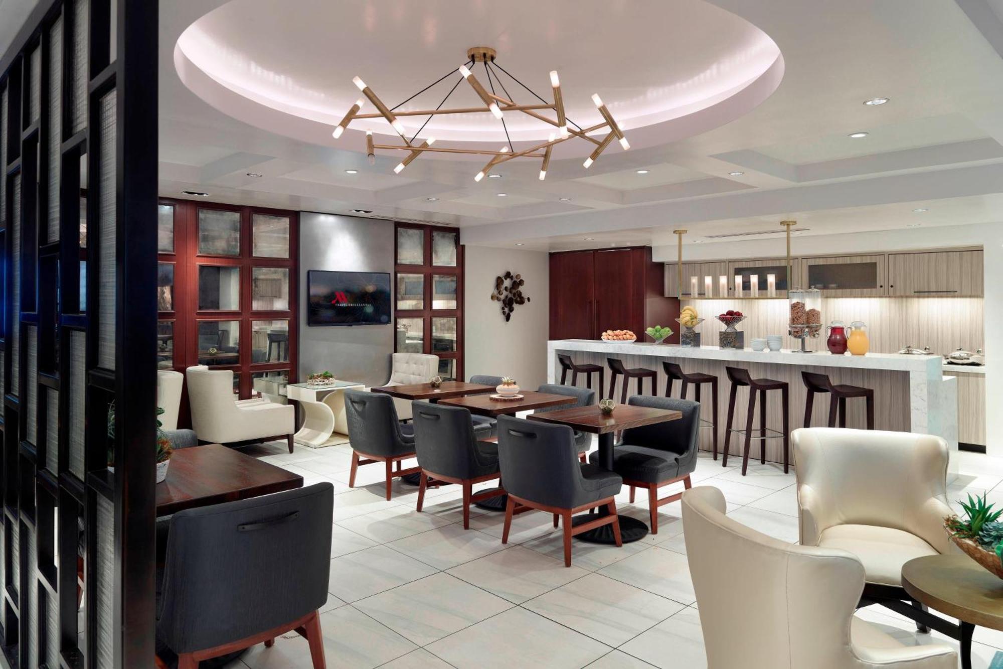 New Orleans Marriott Metairie At Lakeway Esterno foto