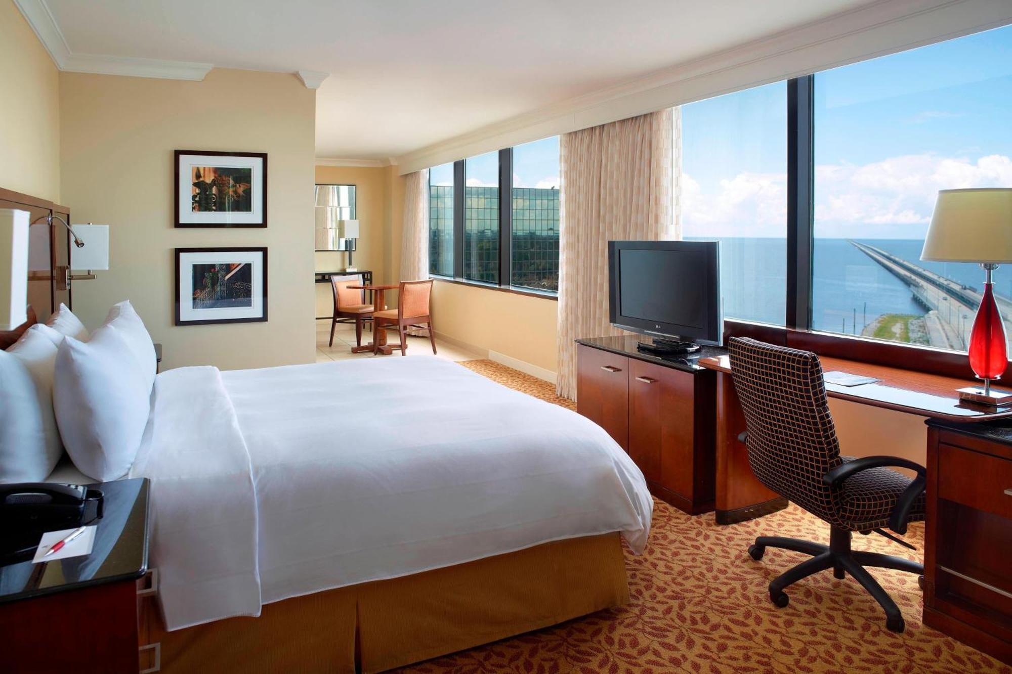 New Orleans Marriott Metairie At Lakeway Esterno foto
