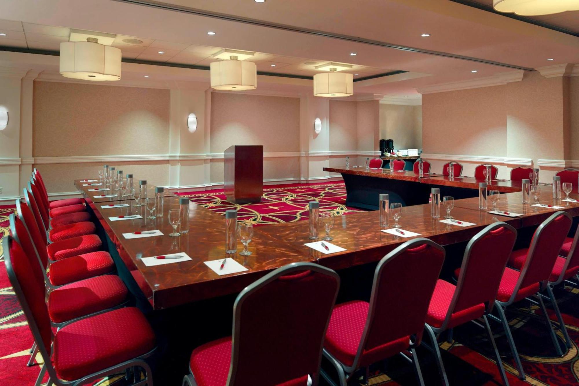 New Orleans Marriott Metairie At Lakeway Esterno foto