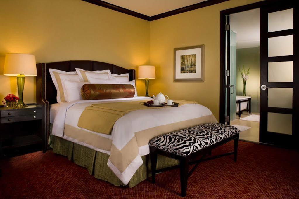 New Orleans Marriott Metairie At Lakeway Esterno foto